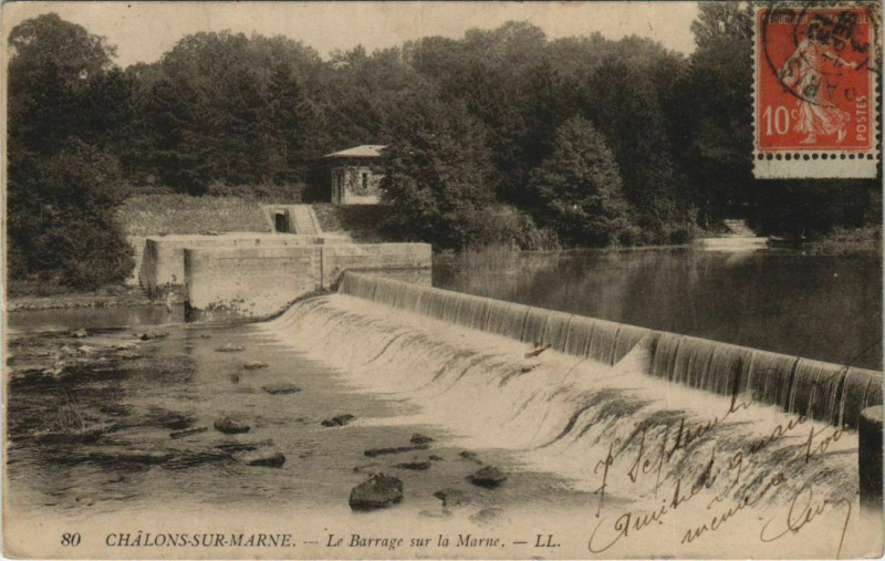 Carte postale ancienne Chalons-sur-Marne - LaBarrage sur la Marne