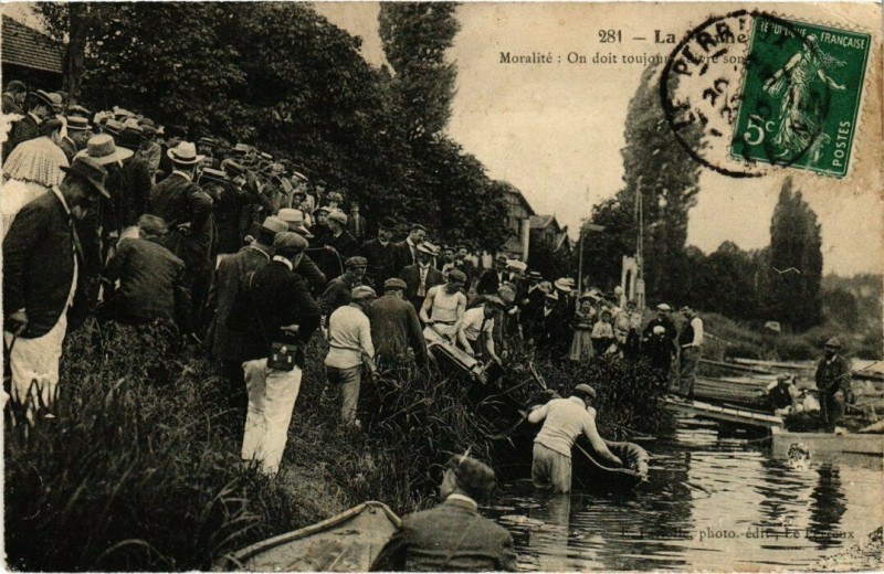 Carte postale ancienne Catastrophe - La Marne - Moralite On doit toujour