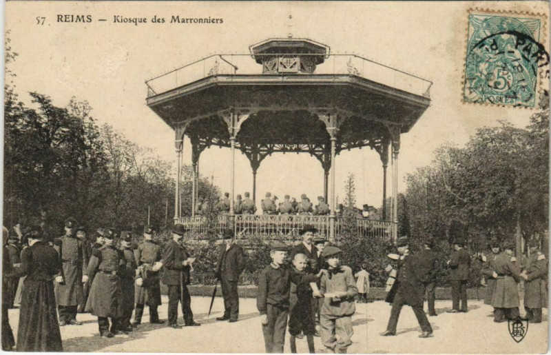 Carte postale ancienne Reims - Kiosque des Marronniers à Reims