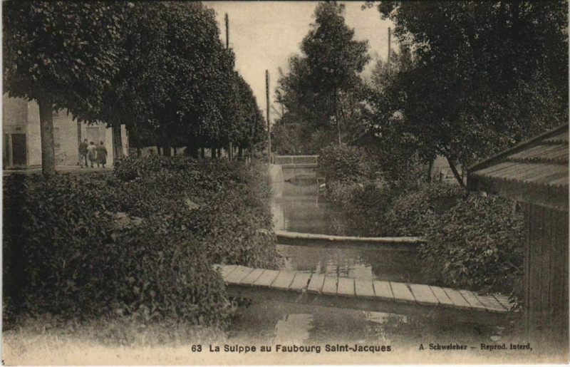 Carte postale ancienne La Suippe au Faubourg Saint-Jacques