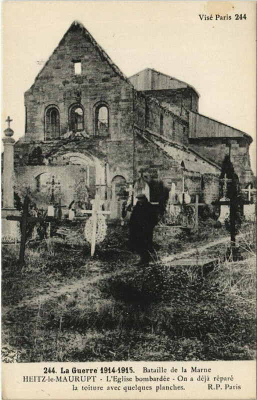 Carte postale ancienne La Guerre Bataille de la Marne Heitz - le - Maurupt - l'Eglise