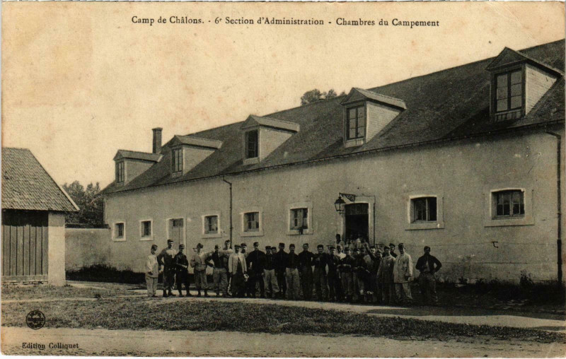 Carte postale ancienne Militaire - Camp de Chalons - 6e Section d'Administration