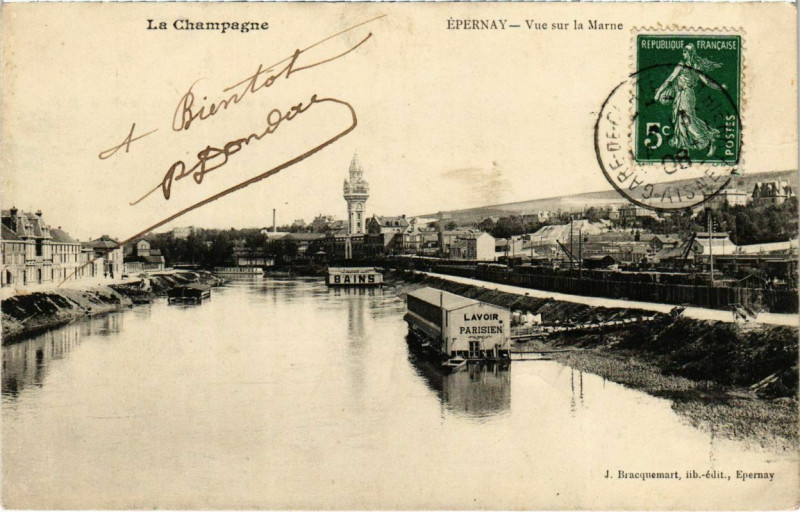 Carte postale ancienne Epernay - Vue sur la Marne à Épernay