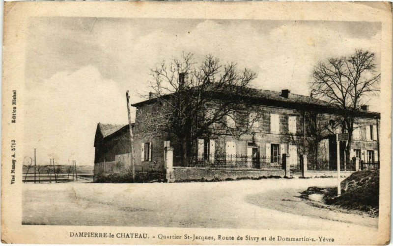Carte postale ancienne Dampierre le Chateau - Quartier Saint-Jacques à Dampierre-le-Château