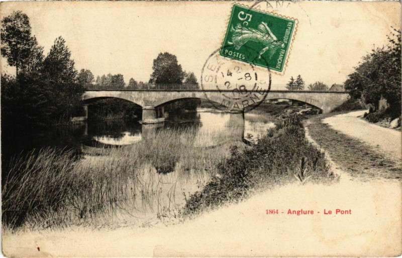 Carte postale ancienne Anglure - Le Pont à Anglure