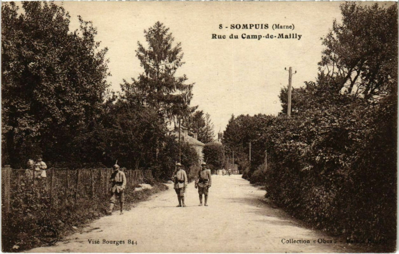 Carte postale ancienne Sompuis - Rue du Camp-de-Mailly à Sompuis