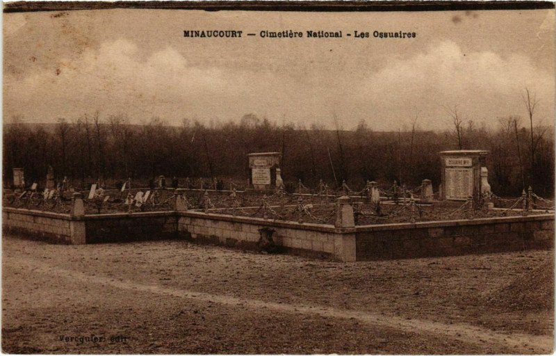 Carte postale ancienne Minaucourt - Cimetiere National