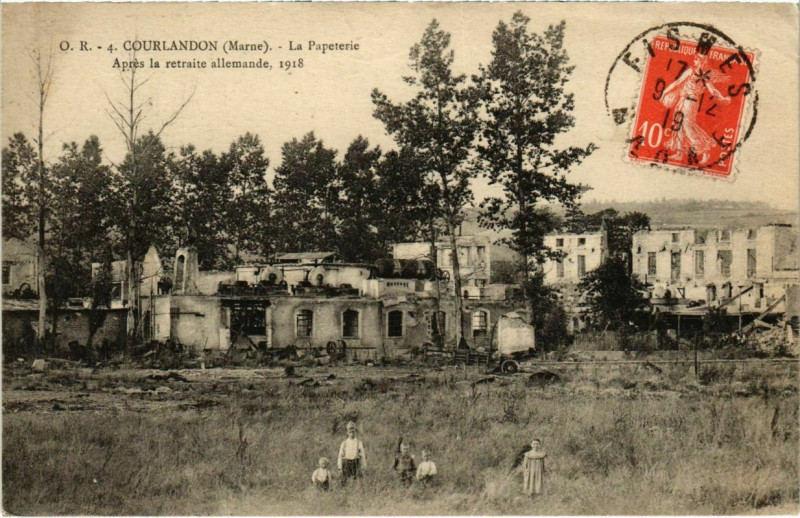 Carte postale ancienne Courlandon - La Papeterie à Courlandon