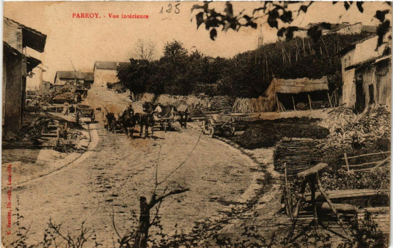 Carte postale ancienne Parroy-Vue interieure