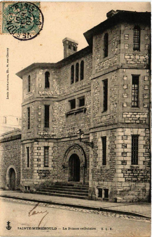Carte postale ancienne Sainte-Menehould La Prison cellulaire à Sainte-Menehould