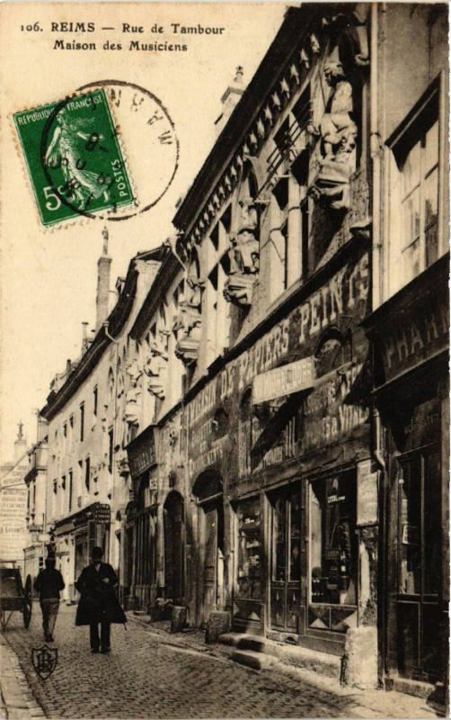 Carte postale ancienne Reims-Rue de Tambour Maison des Musiciens à Reims