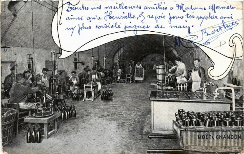 Carte postale ancienne Moet&Chandon