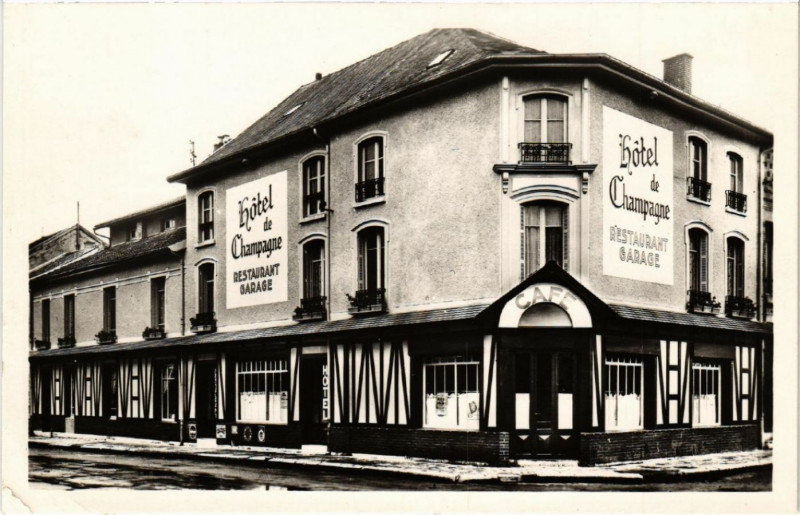 Carte postale ancienne Hotel de Champagne-Suippes Marne à Suippes