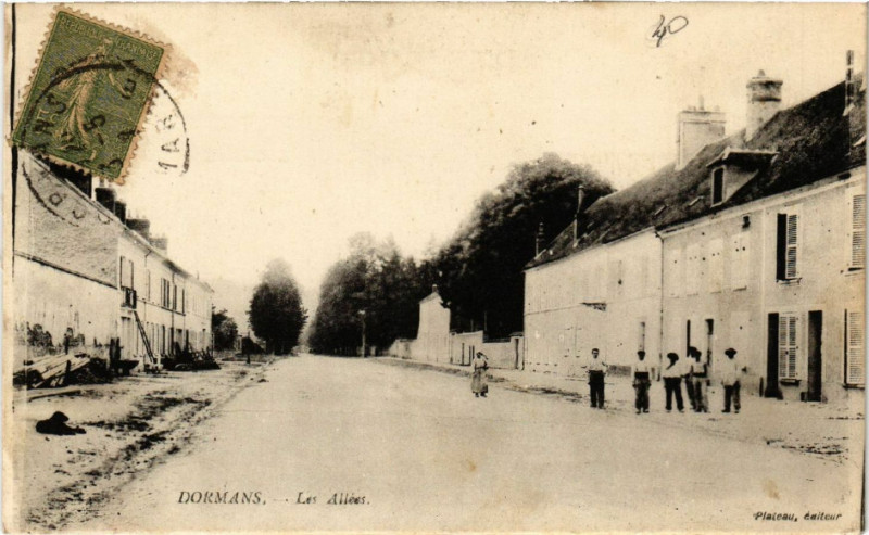 Carte postale ancienne Dormans-Les Allées à Dormans