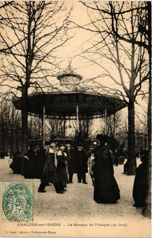 Carte postale ancienne Chalons sur Marne Le Kiosque de Musique