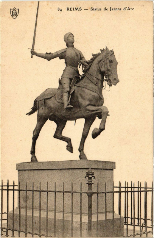 Carte postale ancienne Reims Statue de Jeanne d'Arc à Reims