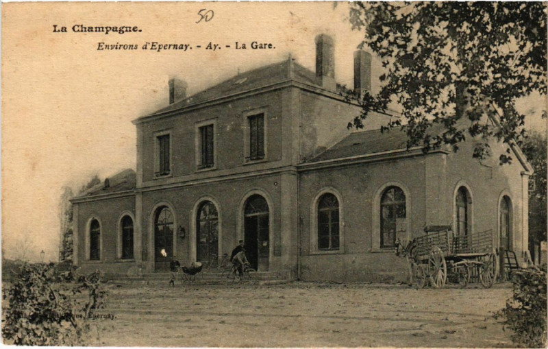 Carte postale ancienne Env. d'Epernay Ay La Gare