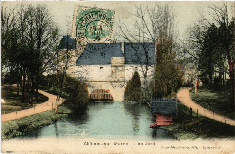 Carte postale ancienne Chalons sur Marne Au Jard