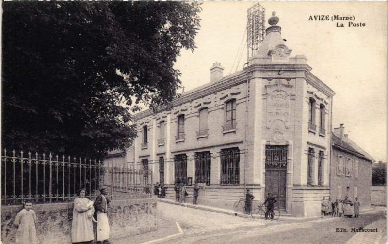 Carte postale ancienne Avize La Poste à Avize
