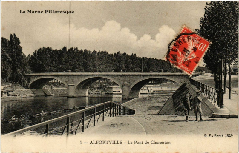 Carte postale ancienne Alfortville Le Pont de Charenton