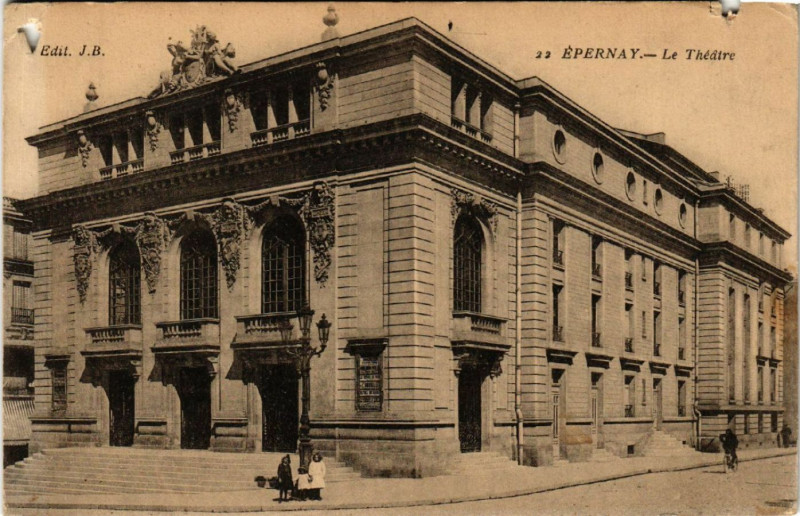 Carte postale ancienne Epernay Le Théatre à Épernay