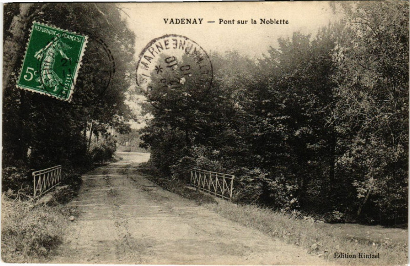 Carte postale ancienne Vadenay Pont sur la Noblette à Vadenay
