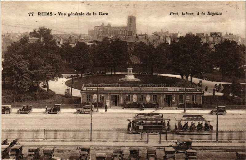 Carte postale ancienne Reims Vue générale de la Gare à Reims