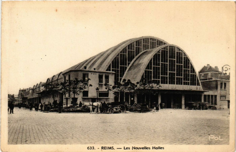 Carte postale ancienne Reims Les Nouvelles Halles à Reims