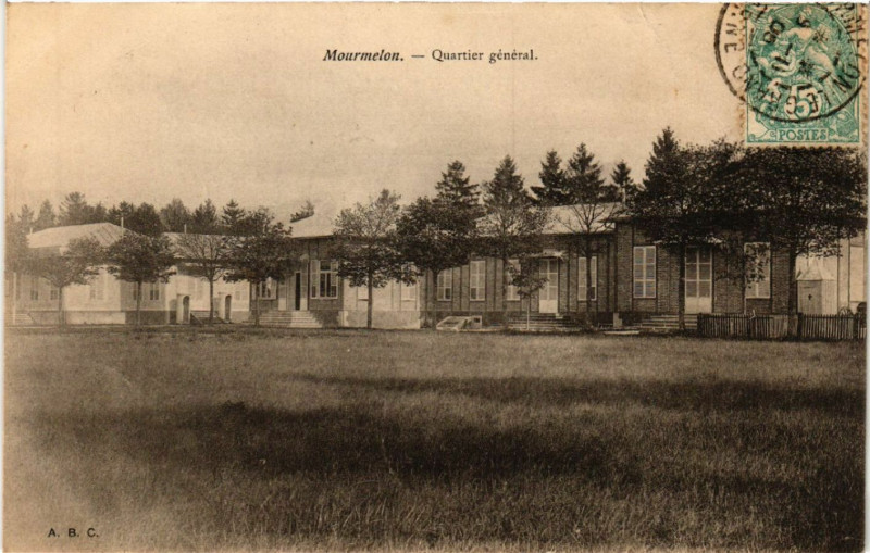 Carte postale ancienne Mourmelon Quartier general