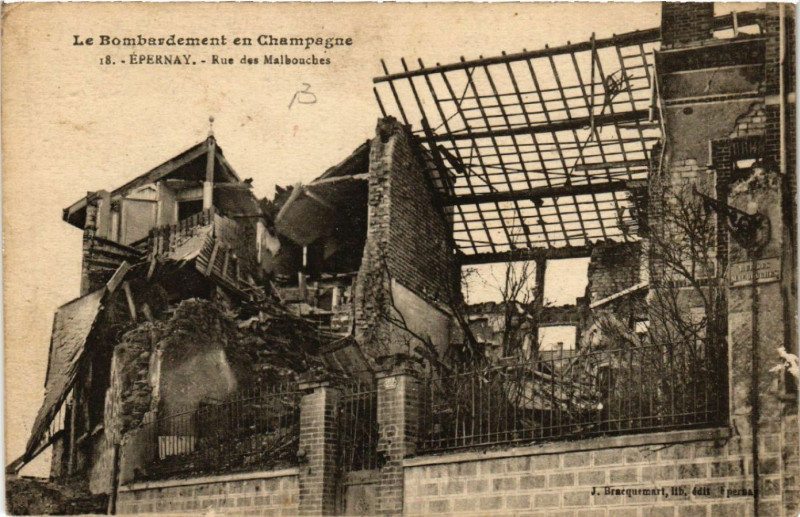 Carte postale ancienne Epernay Rue des Malbouches à Épernay