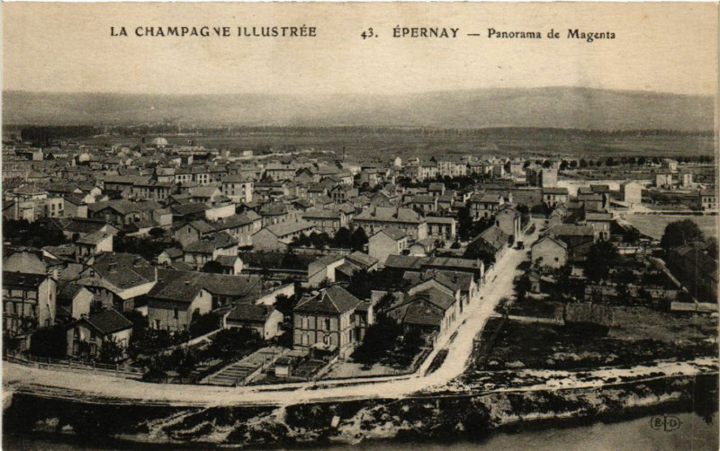 Carte postale ancienne Epernay Panorama de Magenta à Épernay