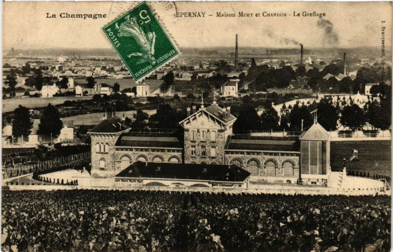 Carte postale ancienne Epernay Maison Moet et Chandon à Épernay