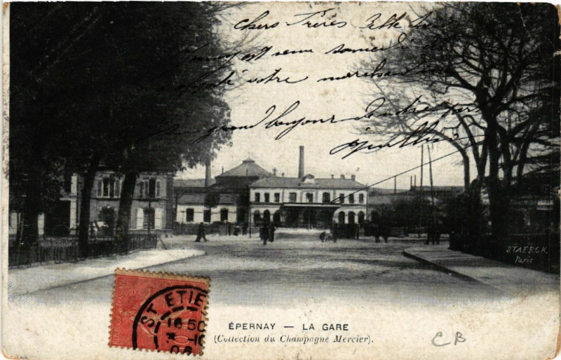 Carte postale ancienne Epernay La Gare à Épernay
