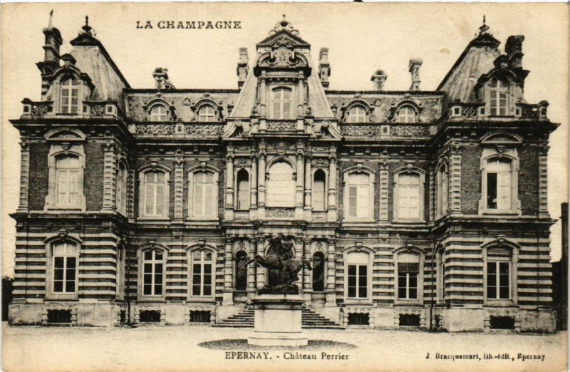 Carte postale ancienne Epernay Chateau Perrier à Épernay