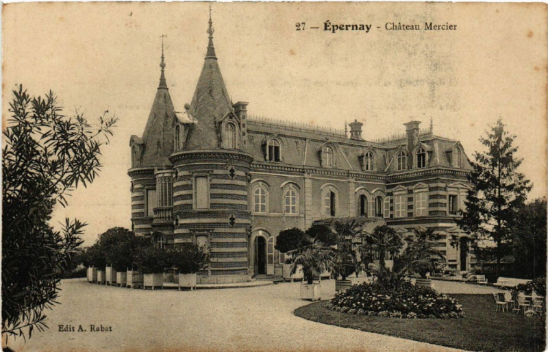 Carte postale ancienne Epernay Chateau Mercier à Épernay