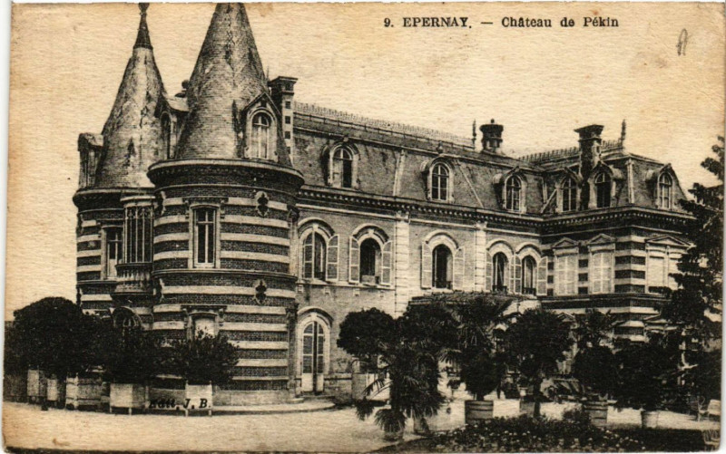 Carte postale ancienne Epernay Chateau de Pekin à Épernay