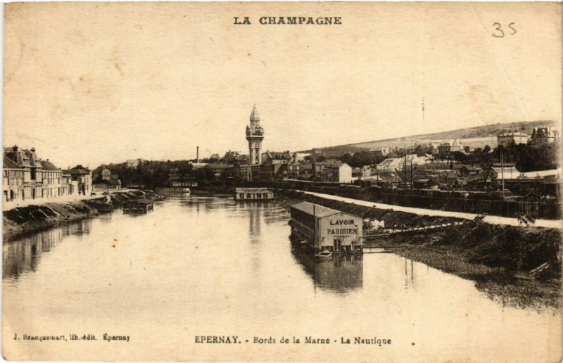 Carte postale ancienne Epernay Bords de la Marne La Nautique à Épernay