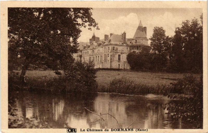 Carte postale ancienne Dormans Le Chateau à Dormans