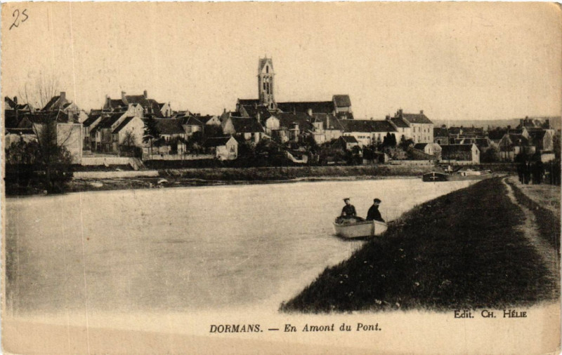 Carte postale ancienne Dormans En Amont du Pont à Dormans