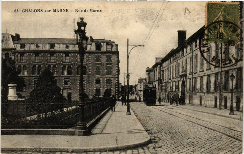 Carte postale ancienne Chalons sur Marne Rue de Marne