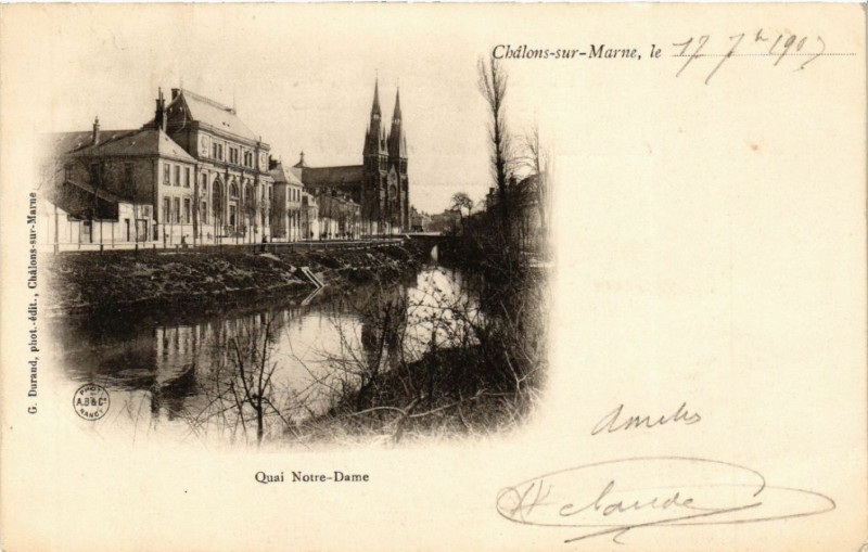 Carte postale ancienne Chalons sur Marne Quai Notre-Dame
