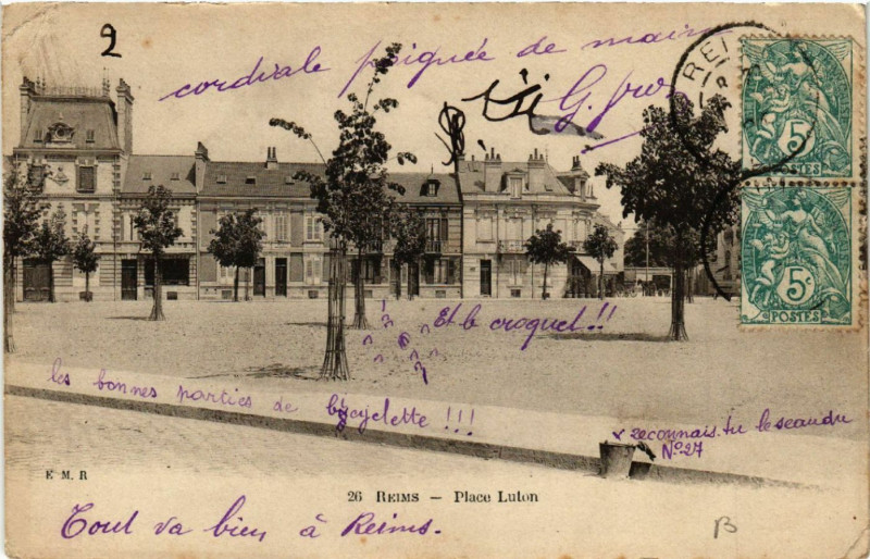 Carte postale ancienne Reims Place Luton à Reims