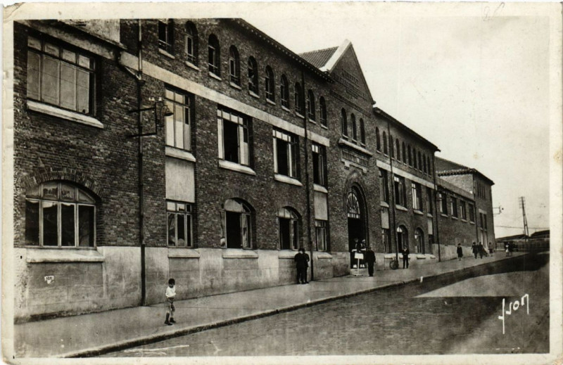 Carte postale ancienne Reims College Moderne Technique ou fut signe à Reims