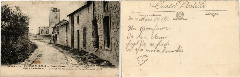 Carte postale ancienne Prunay Une Rue et l'Eglise à Prunay