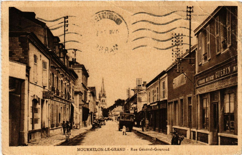 Carte postale ancienne Mourmelon-le-Grand Rue General-Gouraud à Mourmelon-le-Grand