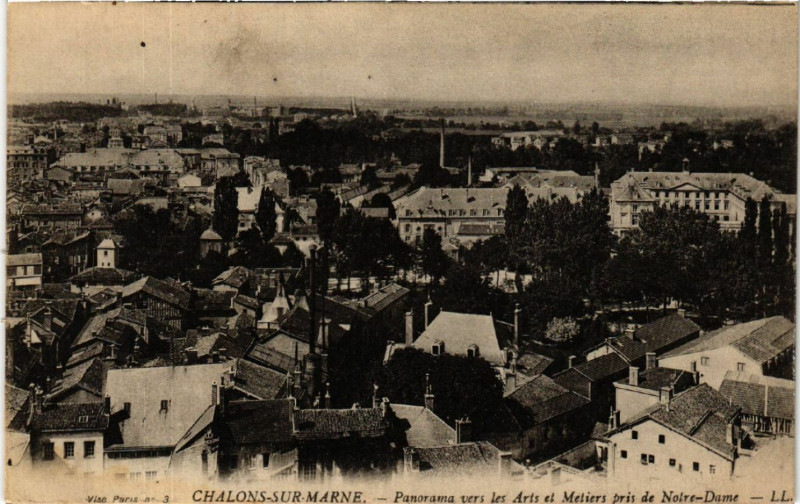 Carte postale ancienne Chalons sur Marne Panorama vers Les Arts