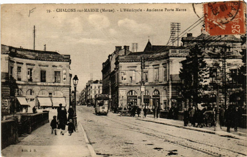 Carte postale ancienne Chalons sur Marne L'Hemicycle