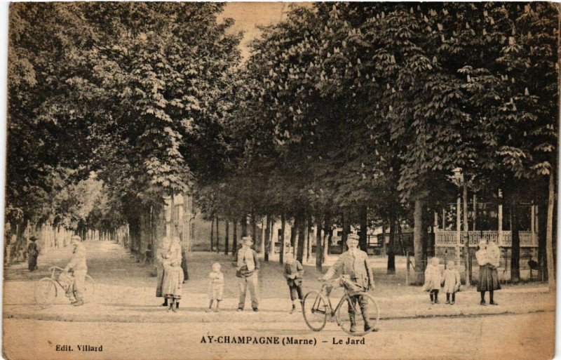 Carte postale ancienne Ay-Champagne-le-Jard