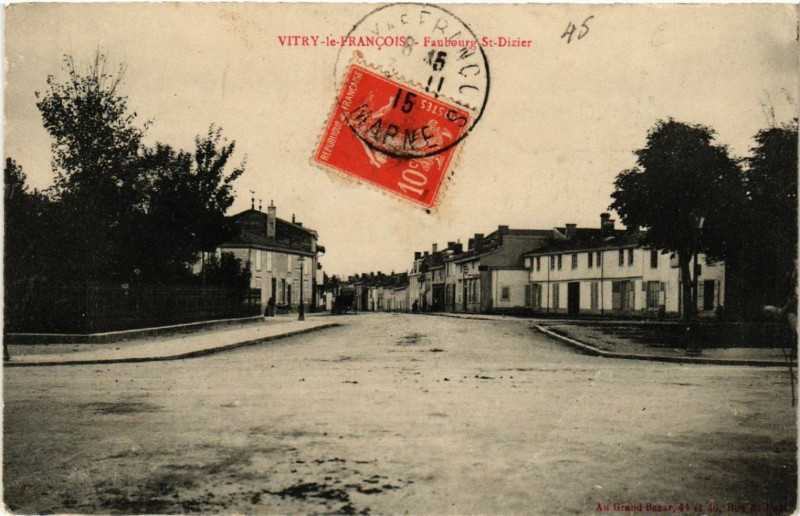 Carte postale ancienne Vitry-le-Francois Faubourg Saint-Dizier à Vitry-le-François