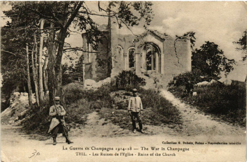 Carte postale ancienne Thil-Les Ruines de l'Eglise à Thil